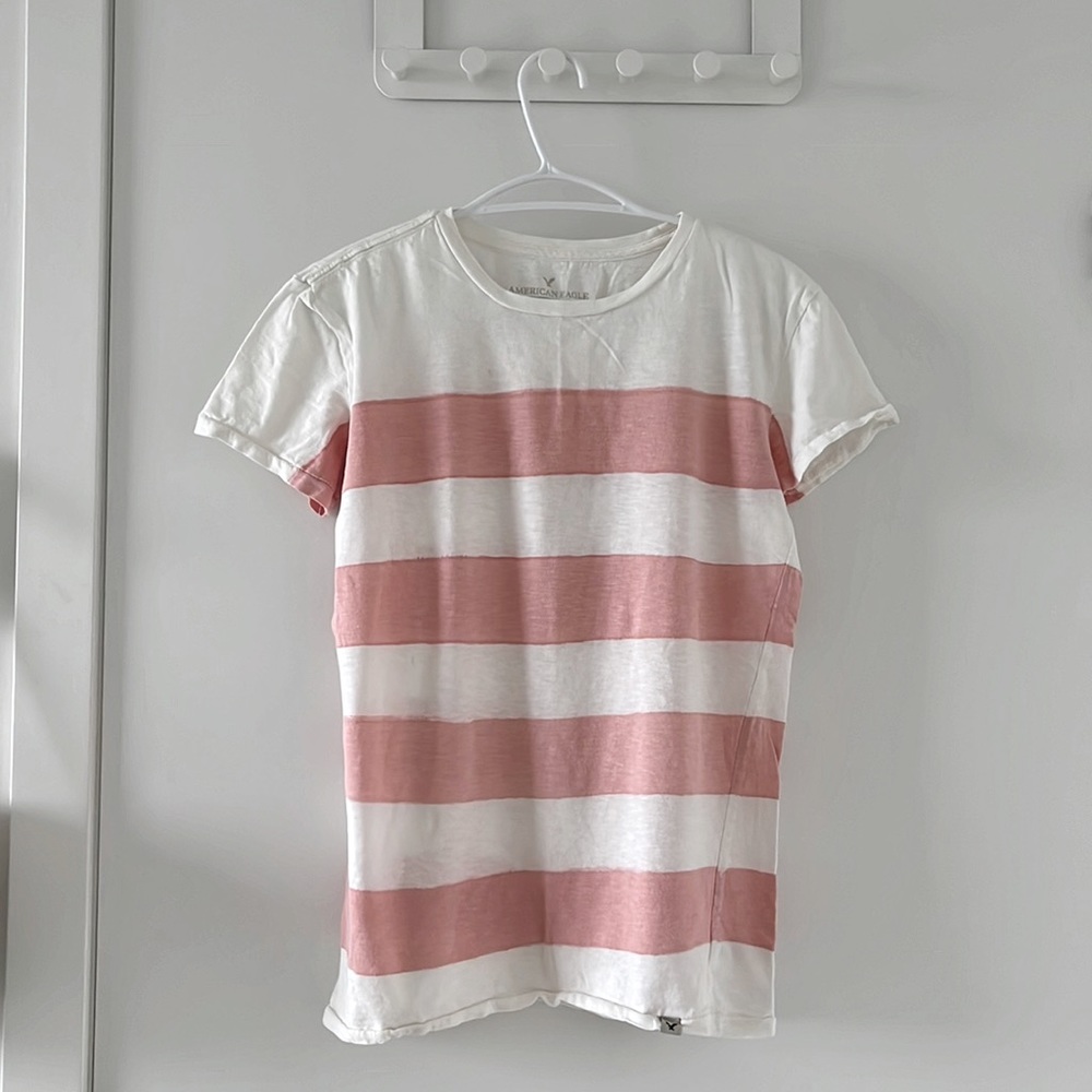 T shirt from American Eagle
